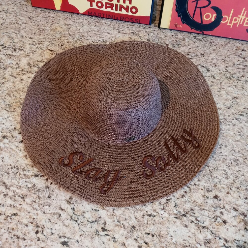 Lucky 7 Brown Woven Wide Brim Beach Sun Hat EUC